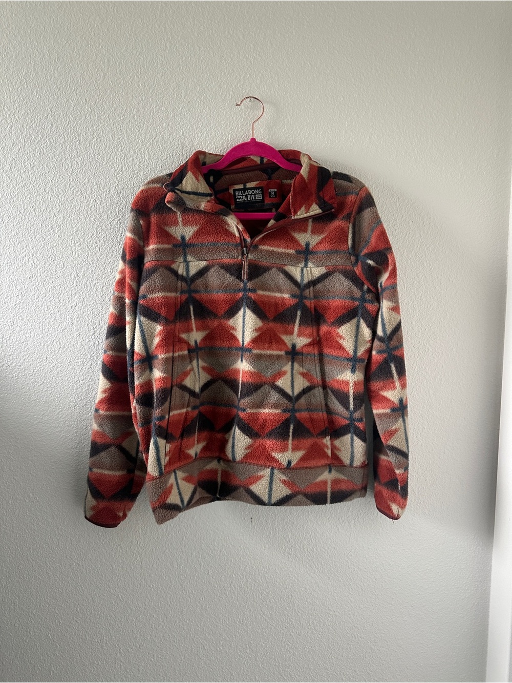 Billabong Men’s Red and Cream Geometric Zip Fleece